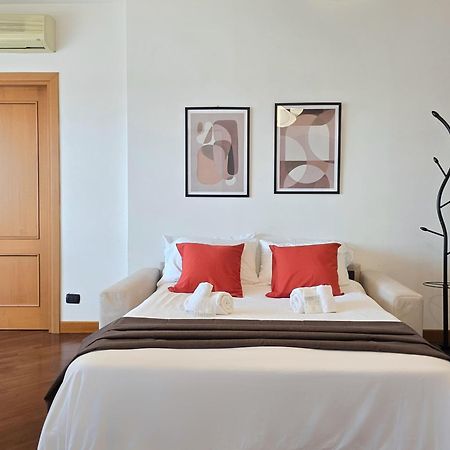 Ferienwohnung Casa Relax Con Terrazza Panoramica Fiumicino Exterior foto