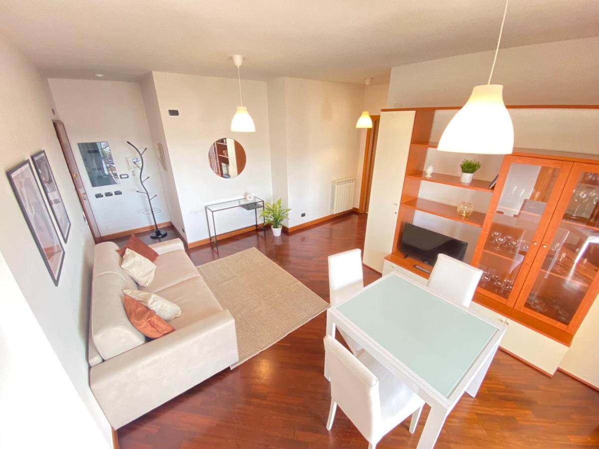 Ferienwohnung Casa Relax Con Terrazza Panoramica Fiumicino Exterior foto