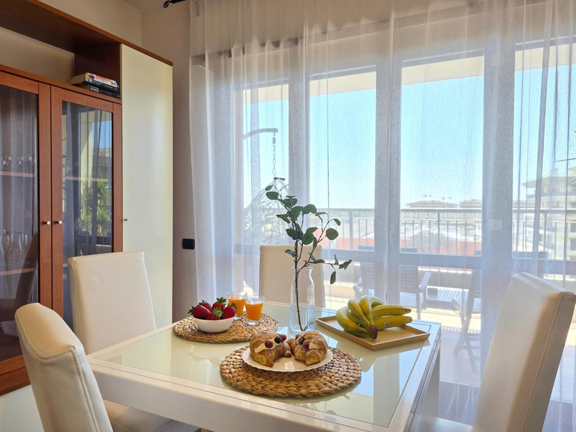 Ferienwohnung Casa Relax Con Terrazza Panoramica Fiumicino Exterior foto