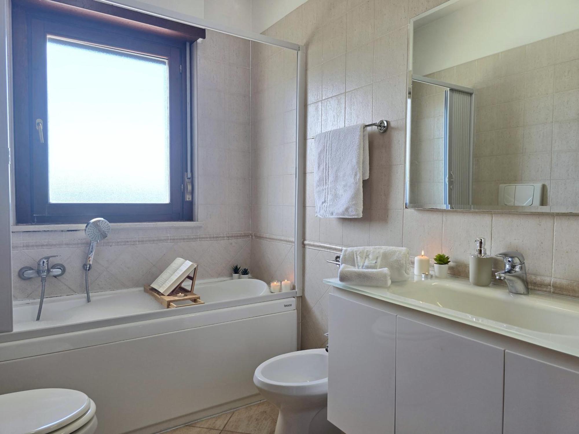 Ferienwohnung Casa Relax Con Terrazza Panoramica Fiumicino Exterior foto